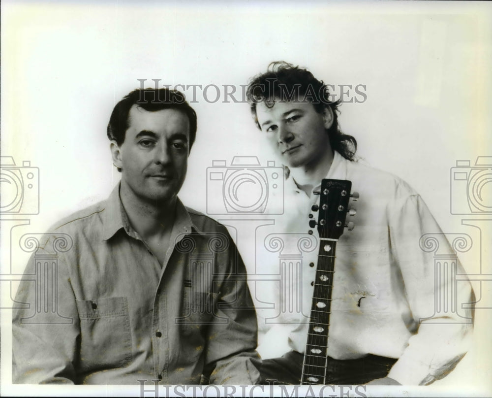 1992, Stewart and Manus Lunny - cvp99584 - Historic Images