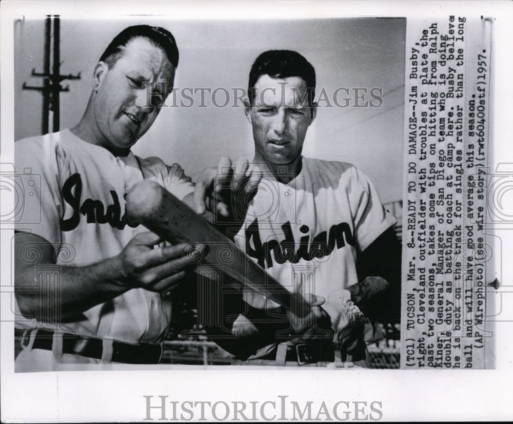 1957 Press Photo Jim Busby of Indians Taks Tips from Ralph Kiner of San Diego - Historic Images