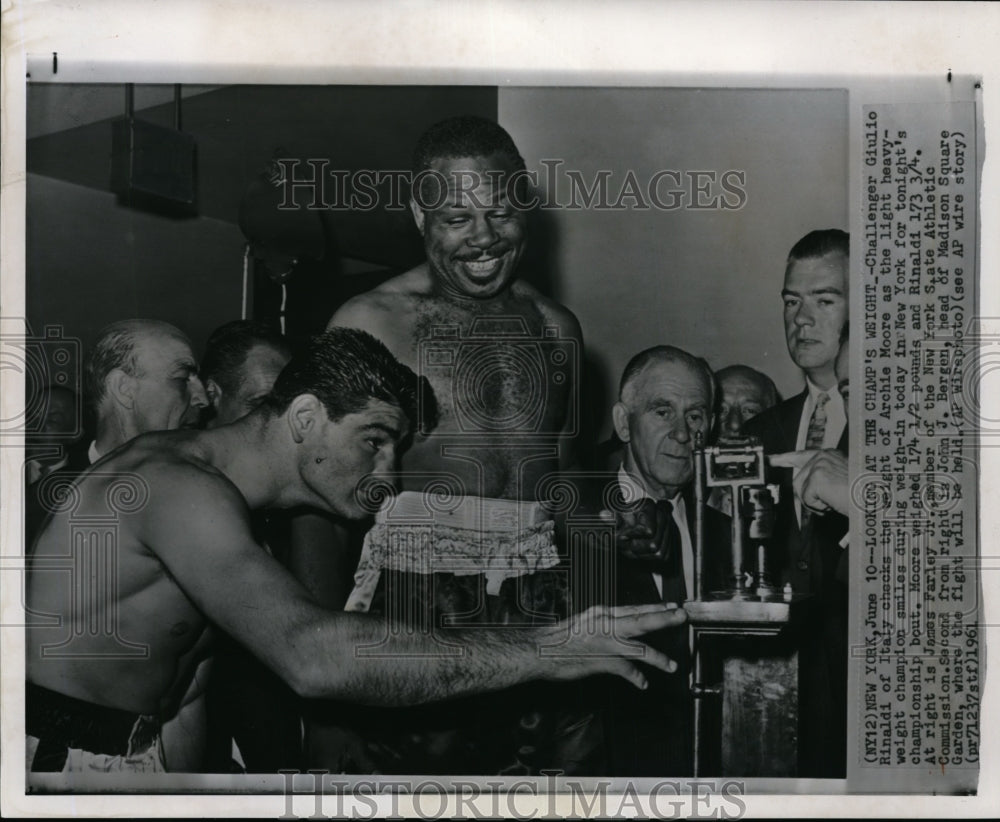 1961 Giulio Rinaldi, Archie Moore, James Farley Jr., John Bergen - Historic Images