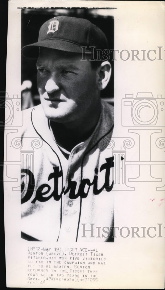 1945 Press Photo Al Benton of Detroit Tigers Returns After Being in Navy - Historic Images