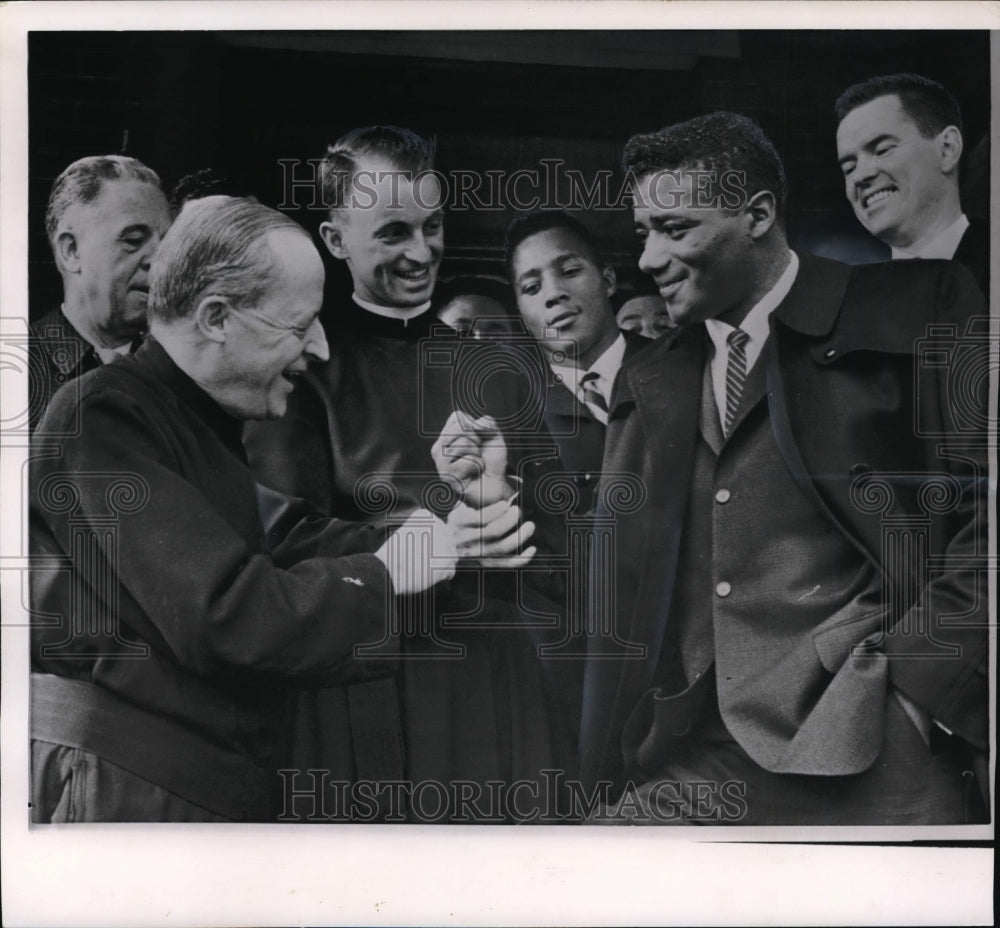 1961 Press Photo Floyd Patterson, Rev. Thomas Walsh, Rev. Gauset, Ray Patterson- Historic Images