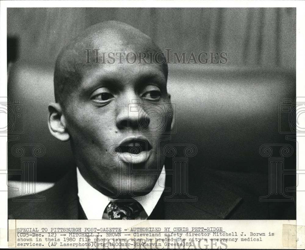 1985 Press Photo Mitchell J Brown, Cleveland Safety Director - Historic Images