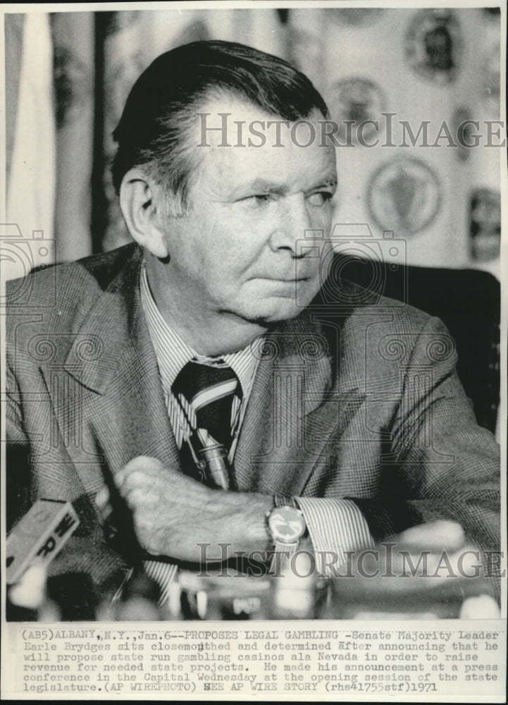 1971 Wire Photo Sen Majority Leader Earle Brydges propose State Gambling casino-Historic Images