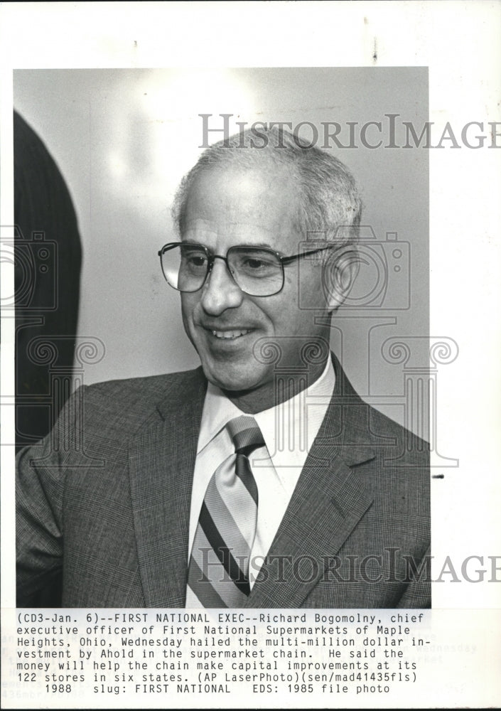 1985 Richard Bogomolny at Pick and Pay stock holders meeting - Historic Images