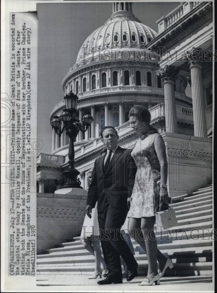 1970 Press Photo Princess Anne of Great Britain is escorted the capitol steps to - Historic Images