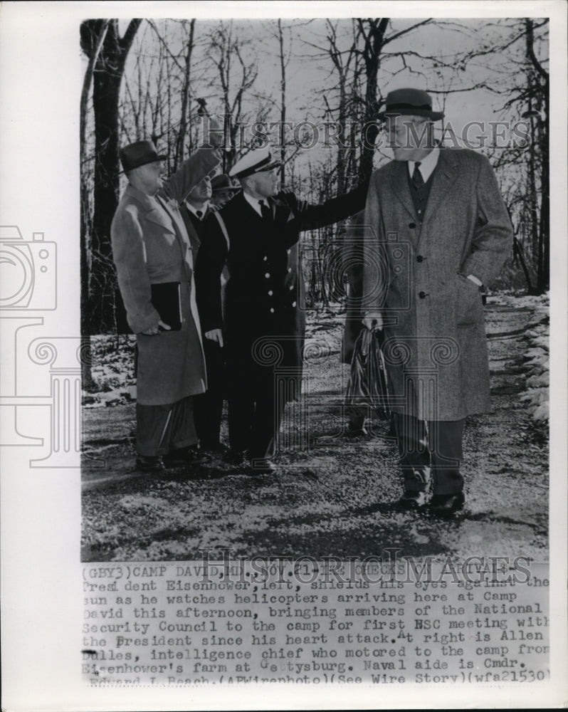 1955 Press Photo Pres Eisenhower at Camp David with Nat&#39;l Security Council - Historic Images