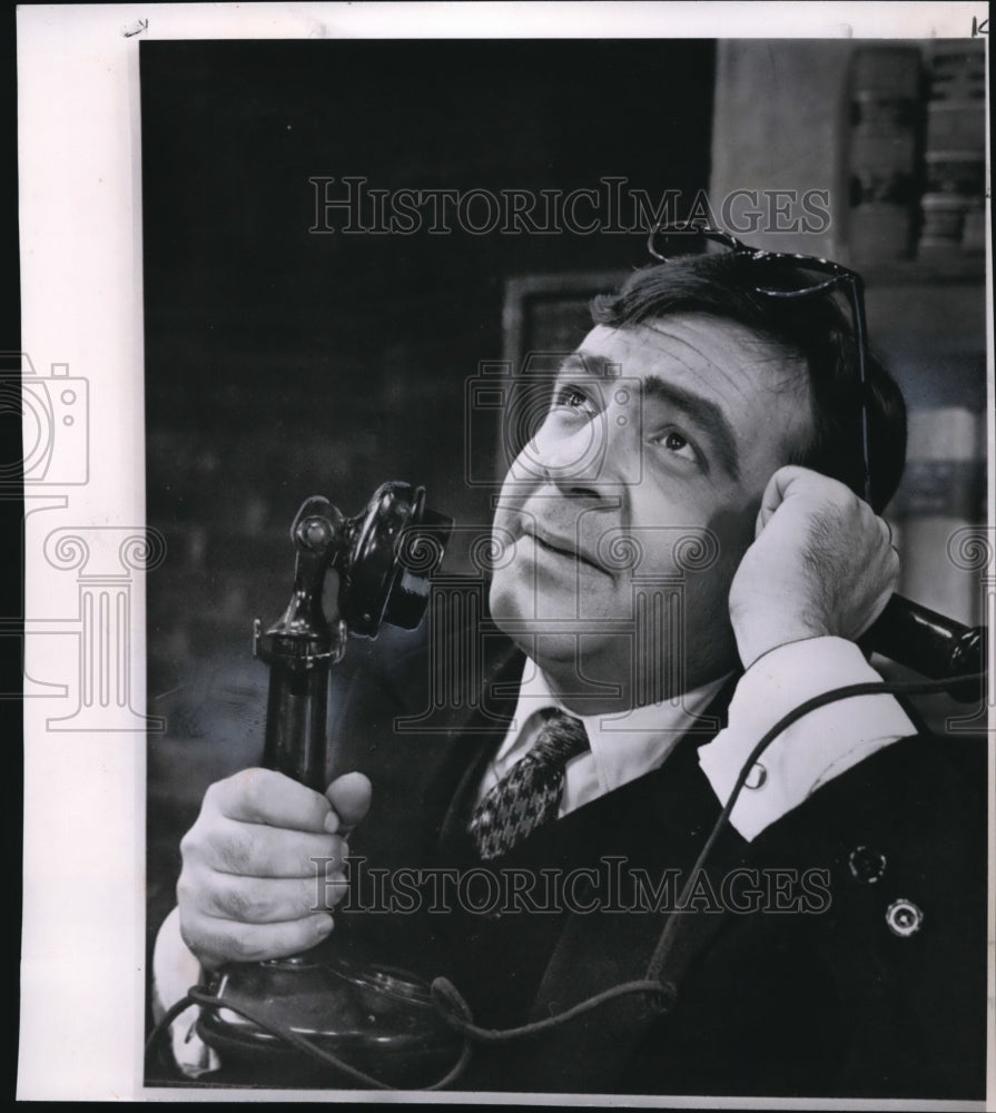 1960 Press Photo Actor, Tom Bosley in Fiorelo Broadway - Historic Images