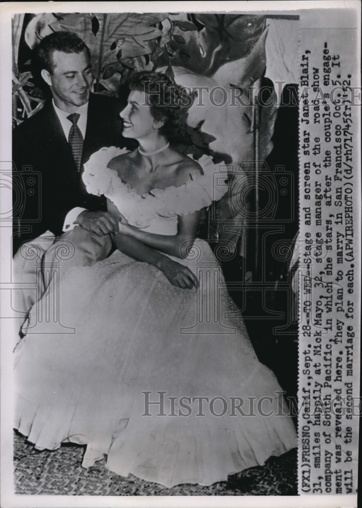 1952 Press Photo Stage & screen star Janet Blair & Nick Mayo engagement party - Historic Images