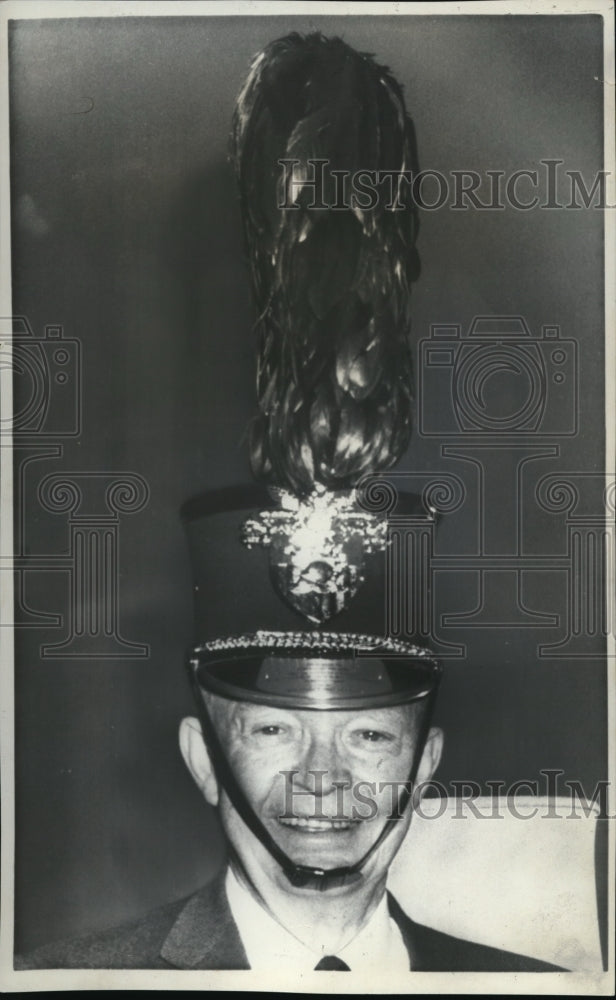 1965 Press Photo Gen Dwight D Eisenhower celebrates 75th birthday in NY - Historic Images