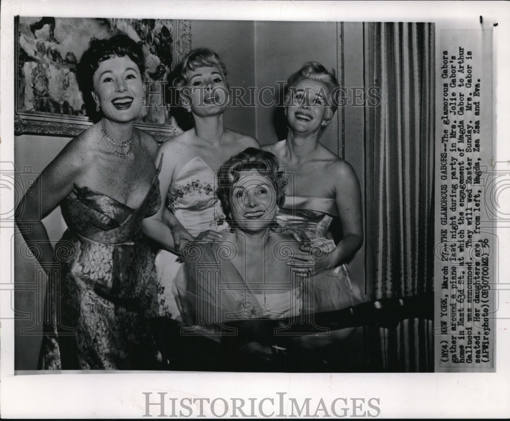 1956 Wire Photo The Glamorous Gabors gathered at the party - cvw01453 - Historic Images