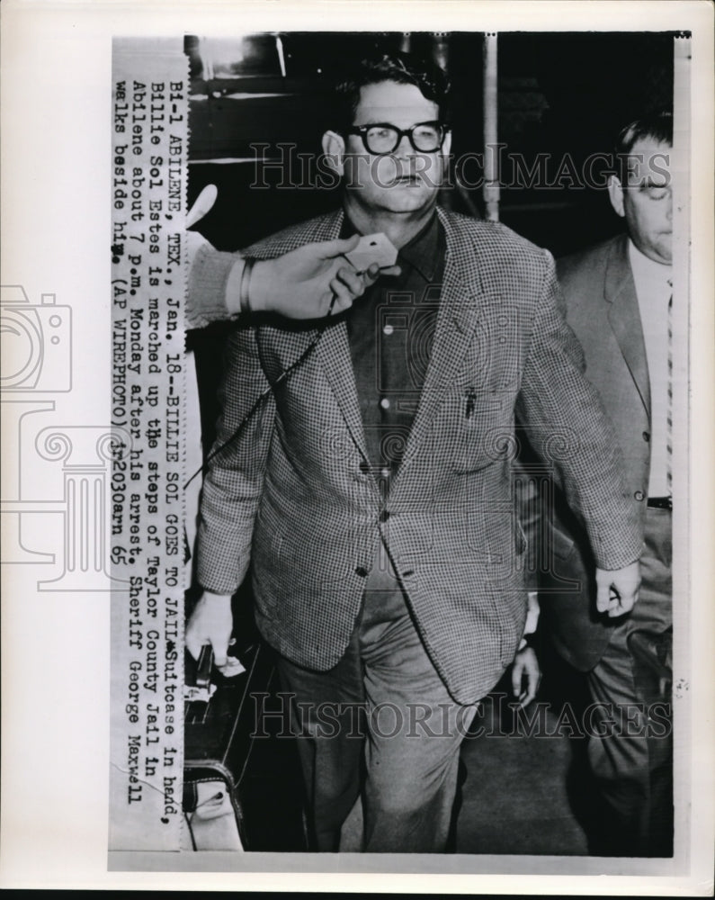 1965 Wire Photo Billie Sol Estes at the Taylor County jail after his arrest - Historic Images