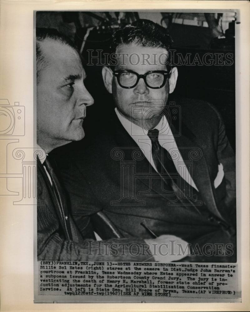 1962 Press Photo West Texas financier Billie Sol Estes on camera at courthouse - Historic Images