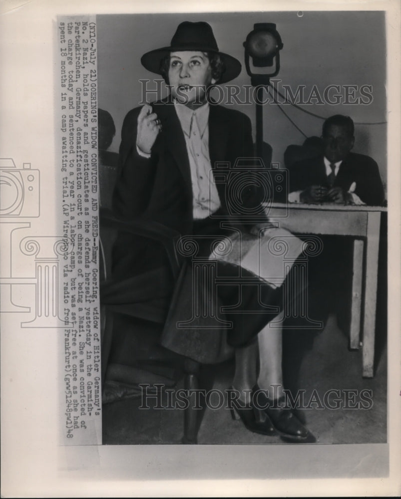 1948 Press Photo E.Goering Holds Paper and Gesticulates as She Defends Herself - Historic Images