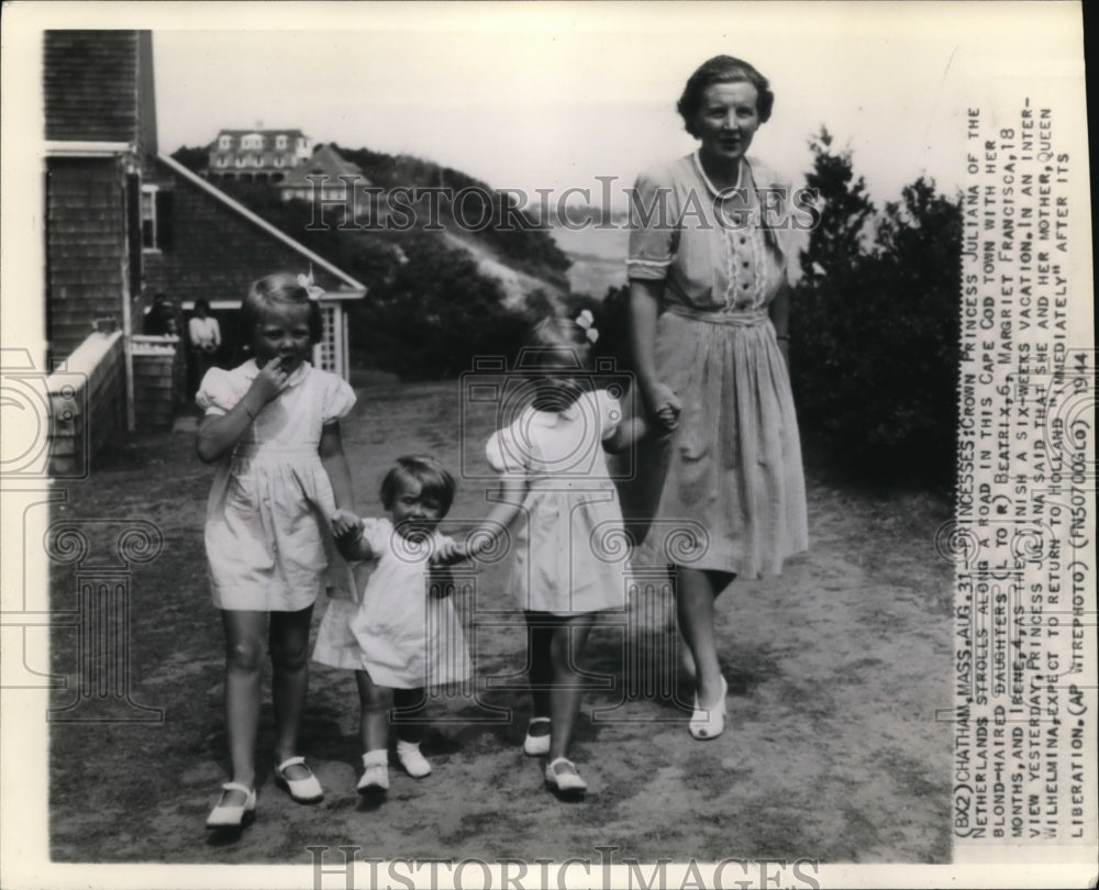 1944 Netherland&#39;s Crown Princess Juliana - Historic Images