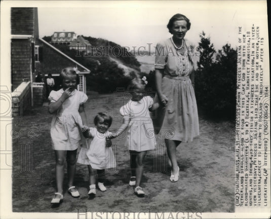 1944 Netherland's Crown Princess Juliana - Historic Images