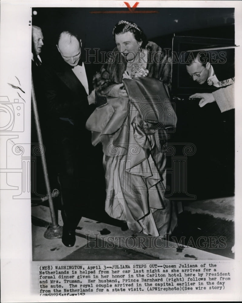 1952 Queen Juliana f the Netherlands during a formal dinner - Historic Images