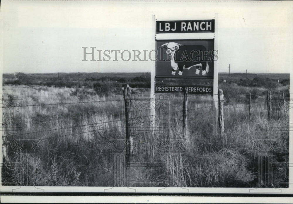 1966 Press Photo LBJ Land sign seen along  US Highway 290 - Historic Images