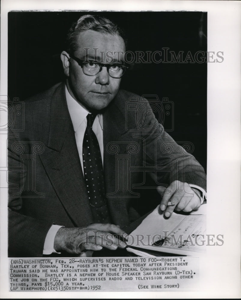 1952 Press Photo Robert T.Bartley Poses after the Appointing 
of Pres. Truman - Historic Images