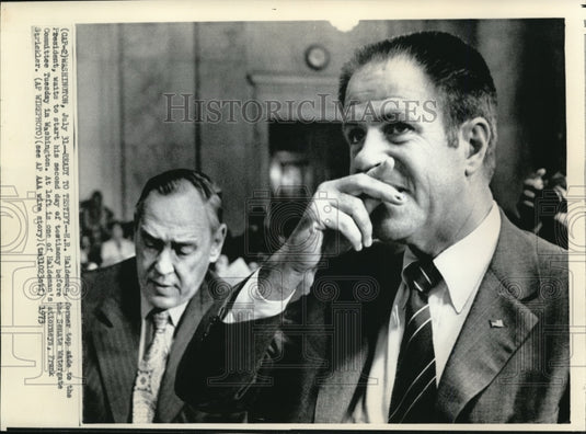 1973 Press Photo H.R. Haldeman waits to start his second day of testimony - Historic Images