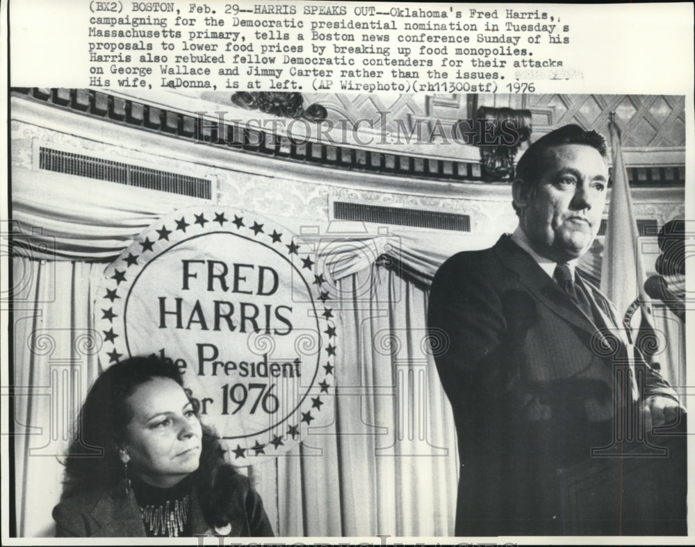 1976 Press Photo Fred Harris, campaigning for the Democratic Presidential - Historic Images