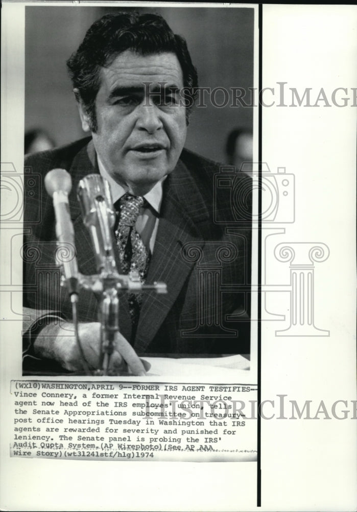 1974 Press Photo Vince Connery, head of IRS employees union at Senate Hearing - Historic Images