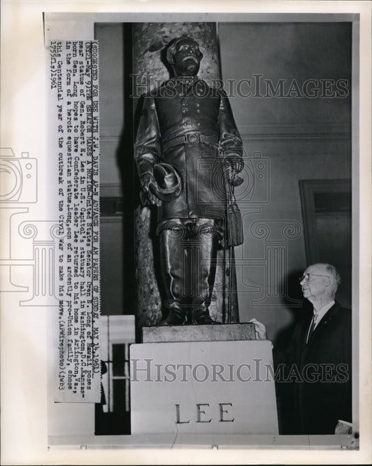1961 Press Photo United States Senator Oren E. Long of Hawaii poses near statue - Historic Images