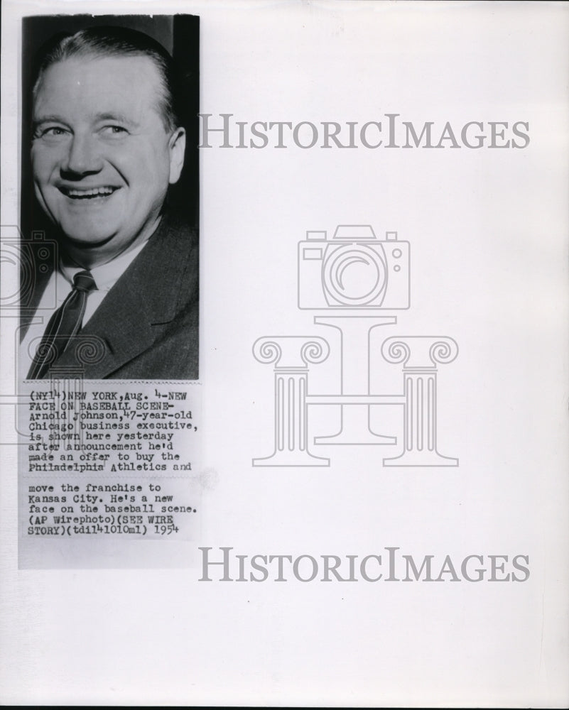 1954 Press Photo Arnold Johnson, Chicago business executive is shown here-Historic Images