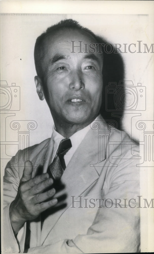 1945 Press Photo Prime Minister Higashikuni holds press conference in Tokyo - Historic Images
