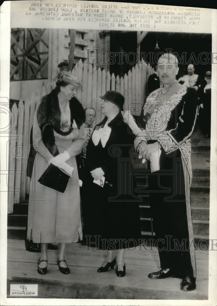 1935 Press Photo Ambassador &amp; Lady Lindsay Attends Jubille Services-Historic Images