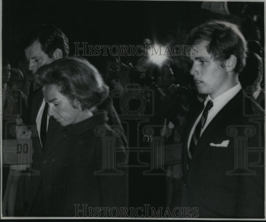 1968 Wire Photo Mrs. Robert F. Kennedy and her eldest son, Joseph  - Historic Images