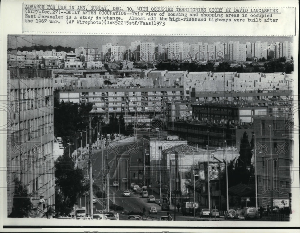 1974 Press Photo Housing &amp; shopping areas in East Jerusalem a study of change - Historic Images