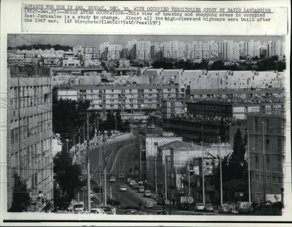 1974 Press Photo Housing & shopping areas in East Jerusalem a study of change - Historic Images