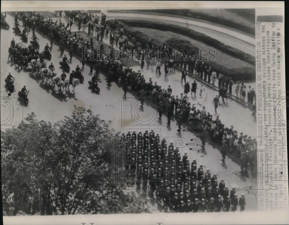 1945 Press Photo The Pres.Franklin D Roosevelt Procession on Constitution Avenue - Historic Images