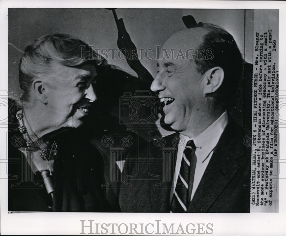 1960 Press Photo Mrs. Eleanor Roosevelt and Adlai R.Stevenson Share a Joke - Historic Images