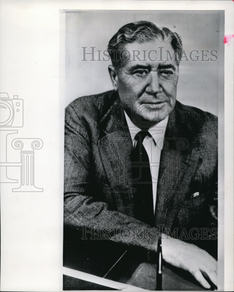 1965 Press Photo World War II Correspondent author Quentin Reynolds - Historic Images