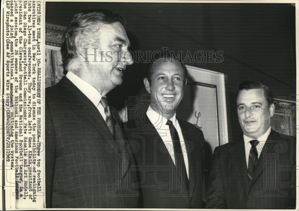 1969 Wire Photo Three top football executives meet in New York to discuss the - Historic Images