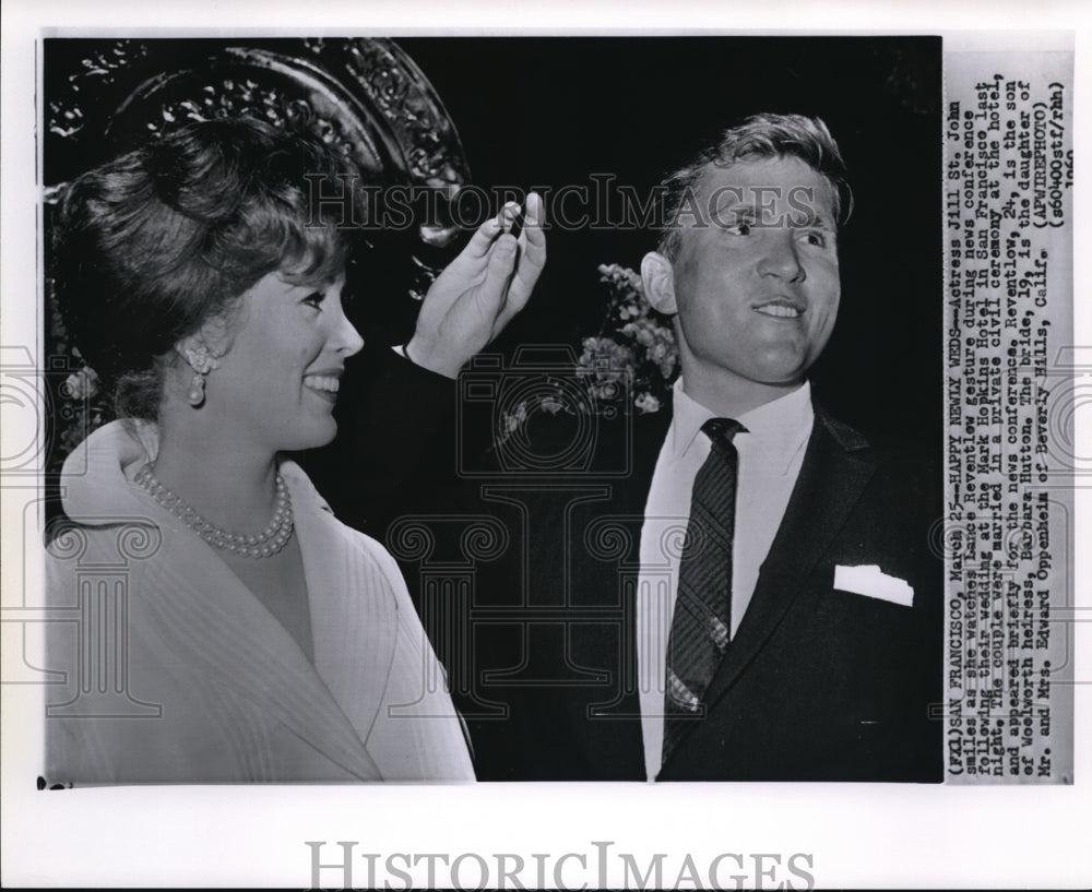 1960 Press Photo Jill St. John and Lance Reventlow, a happy newly weds-Historic Images