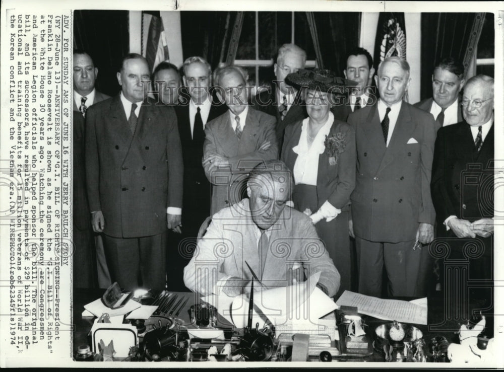 1974 Press Photo Anniversary of &#39;G.I Bill of Rights&#39; signing by Pres. Roosevelt - Historic Images