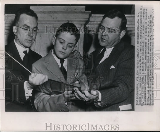 Wire Photo Reverend Robert Richardson, his son and Evans - cvw05113 - Historic Images