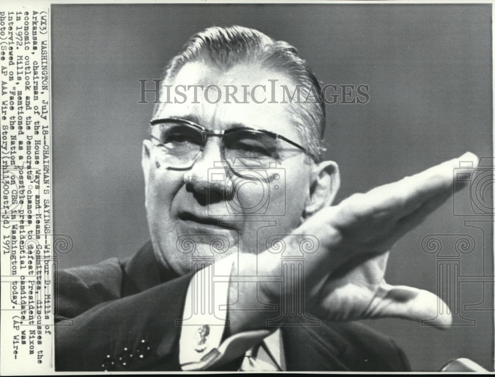 1971 Press Photo Chairman Mills on Democrats&#39; chances to defeat Pres. Nixon i - Historic Images