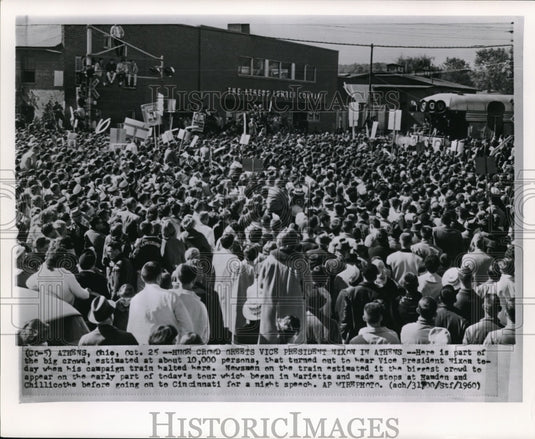 1960 Press Photo 10,000 persons in Pres. Nixon's campaign train in Athens - Historic Images