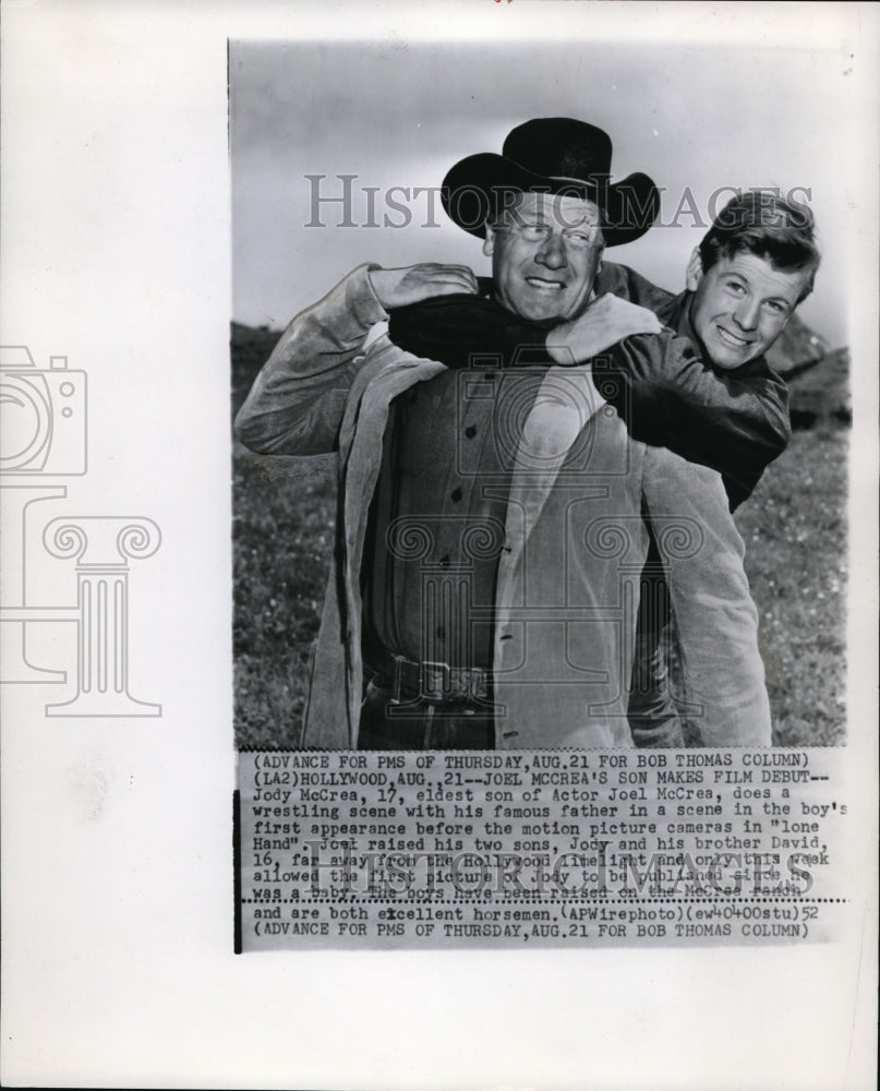 1952 Press Photo Jody McCres son of actor Joel with his father in a film - Historic Images