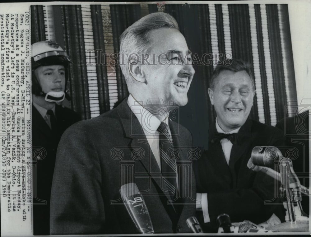 1968 Press Photo Sen. Eugene J. McCarthy, D-Minn., at a news conference - Historic Images