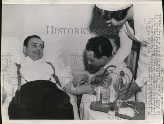 1940 Press Photo Oil heir Winthrop Rockefeller at the New York Hospital - Historic Images