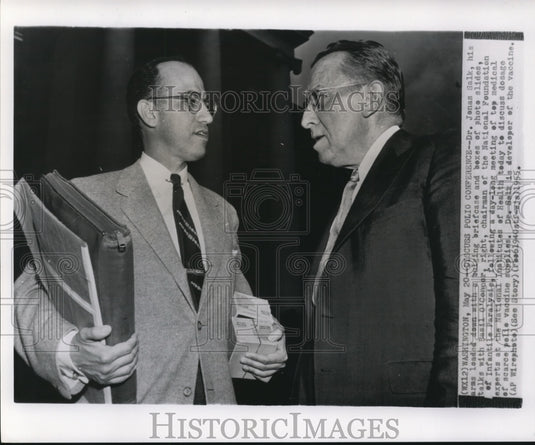 1955 Press Photo Dr. Salk & O'Connor in meeting with medical experts for vaccine - Historic Images