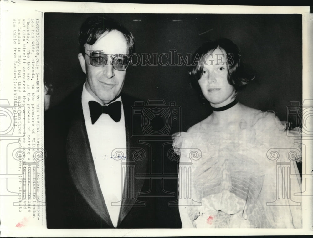 1973 Press Photo Sellers with Miranda to the premiere of &quot;Live and Let Die&quot; - Historic Images