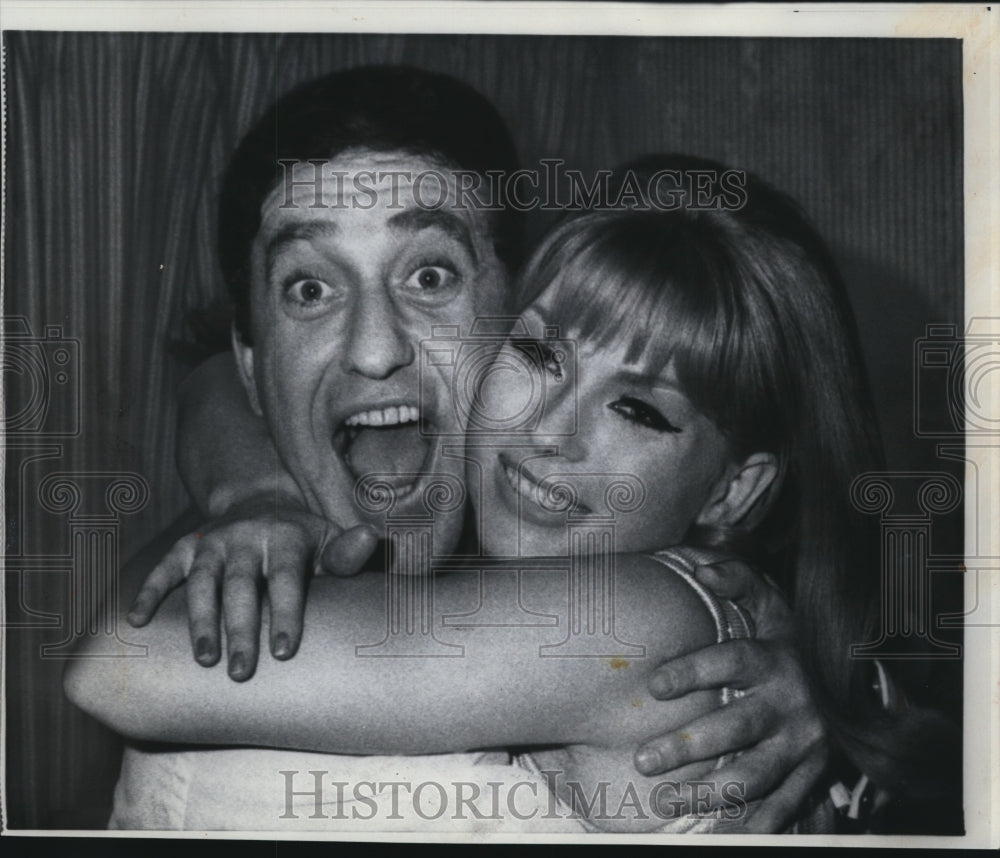 1967 Press Photo Critics over &quot;Come Live With Me&quot; Tv comic 1st broadway effort - Historic Images