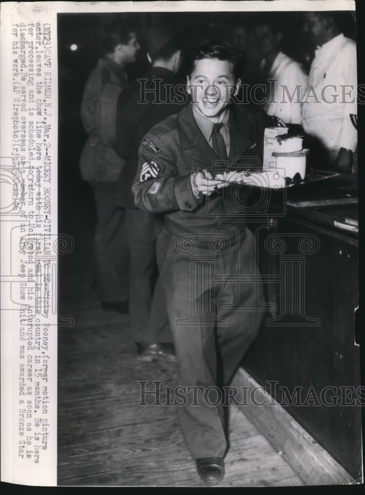 1946 Press Photo Former Motion picture actor, Victor Rooney after serving Army - Historic Images