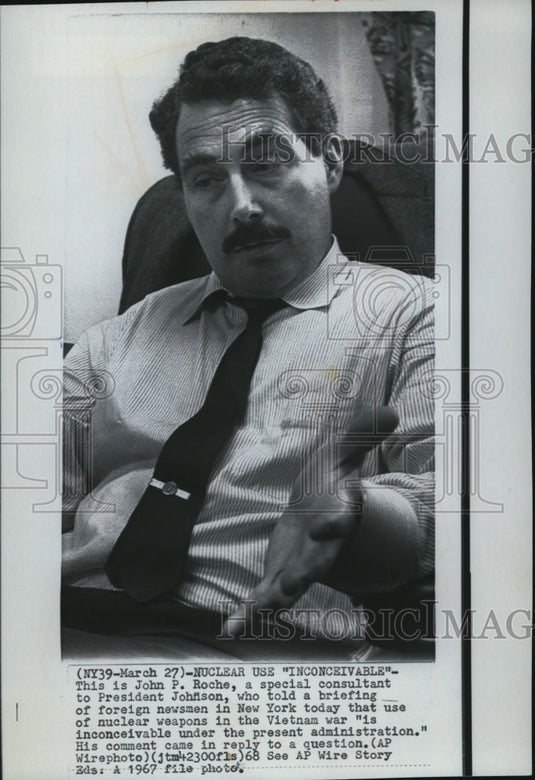 1968 Press Photo John Roche, special consultant to Pres. Johnson - Historic Images
