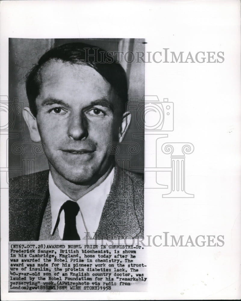 1958 Press Photo Frederick Sanger Shown in His Cambridge, England Home - Historic Images